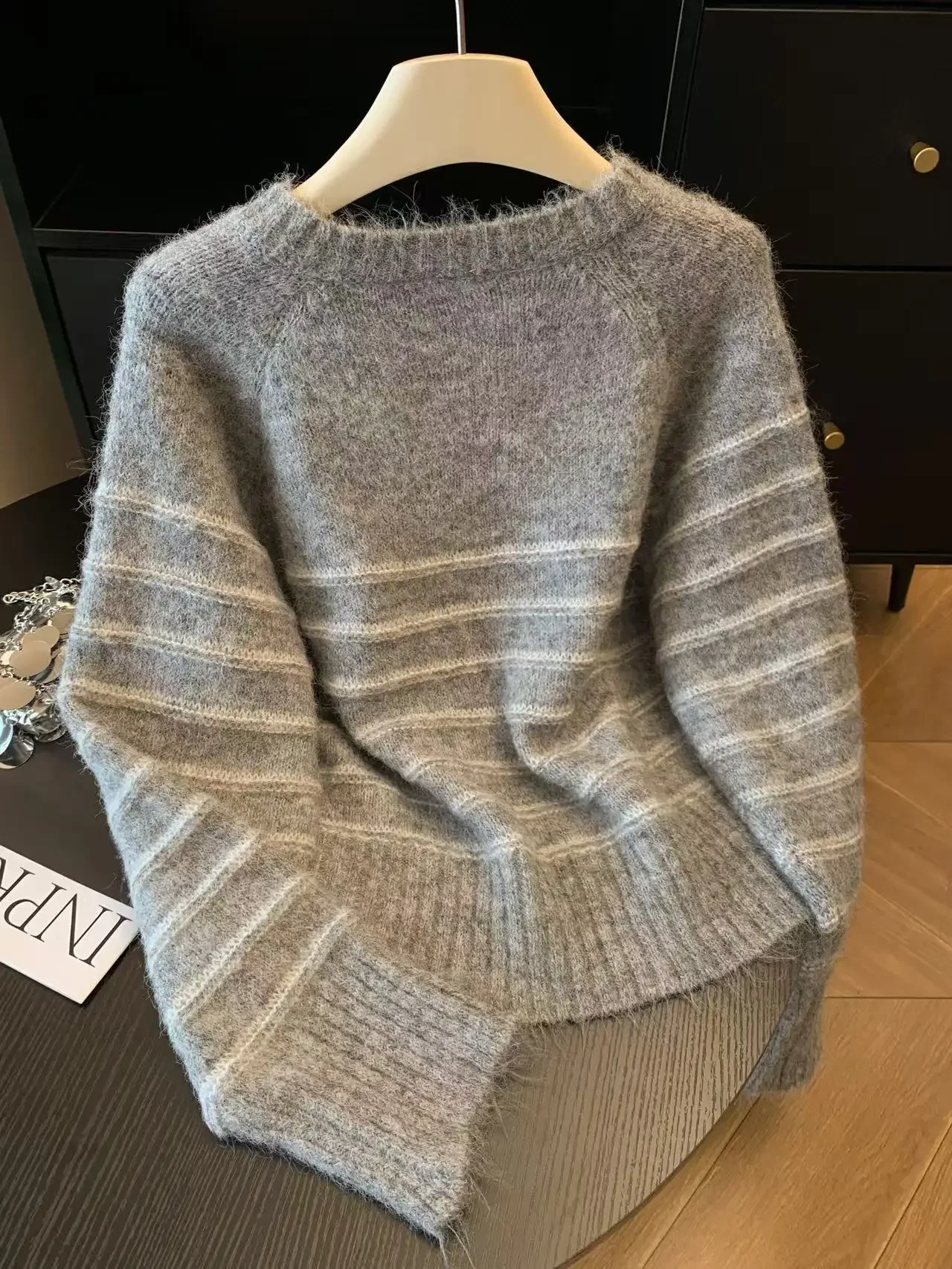 Maglione da Donna in Lana e Ca - Embroidery Knit recensione e prezzo