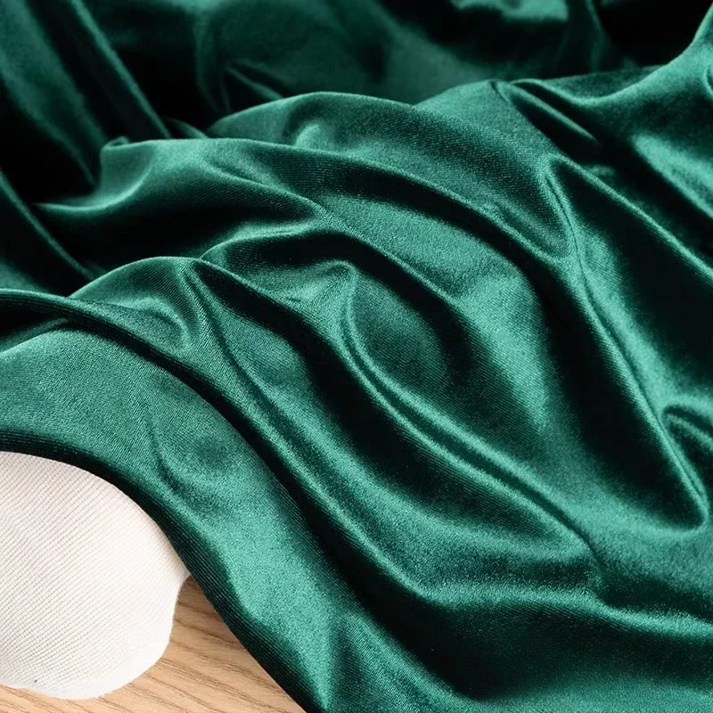 Tessuto in Velluto Tinta Unita - Velvet Fabric Embroidery recensione e prezzo