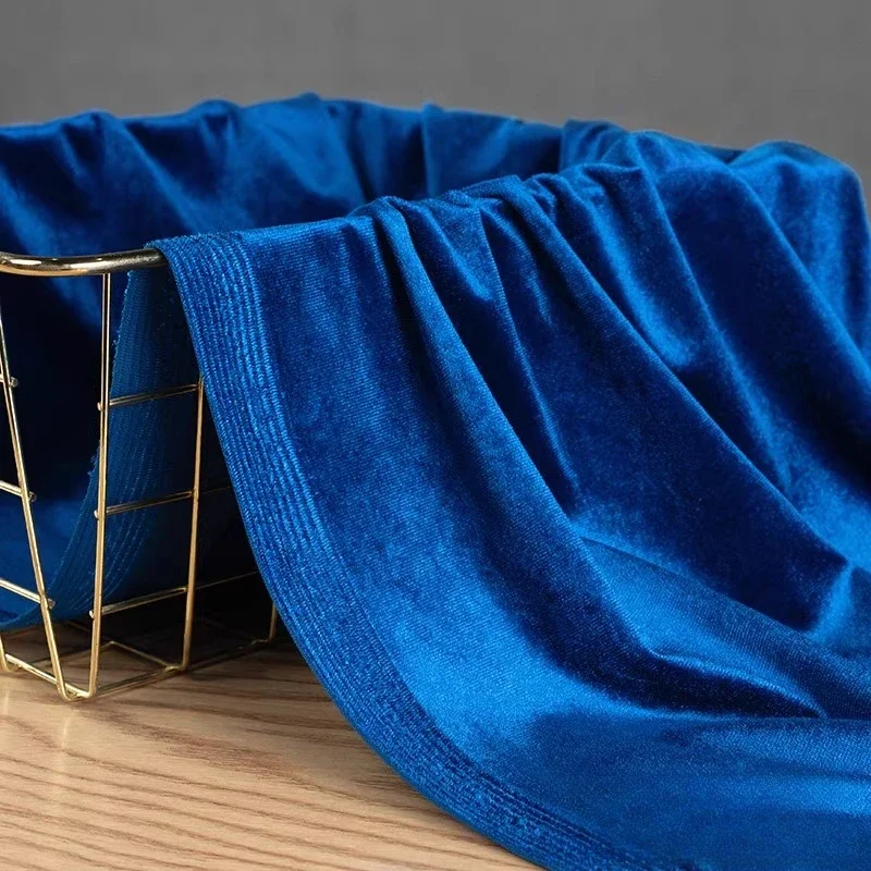 Tessuto in Velluto Tinta Unita - Velvet Fabric Embroidery recensione e prezzo
